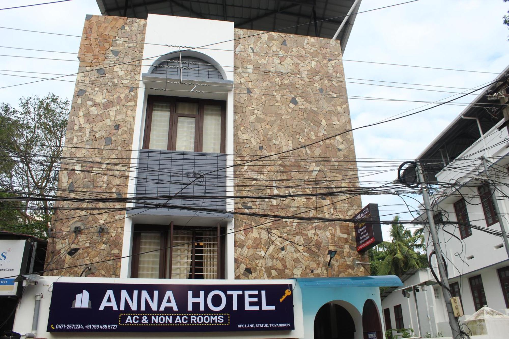 Anna Hotel Thiruvananthapuram Extérieur photo
