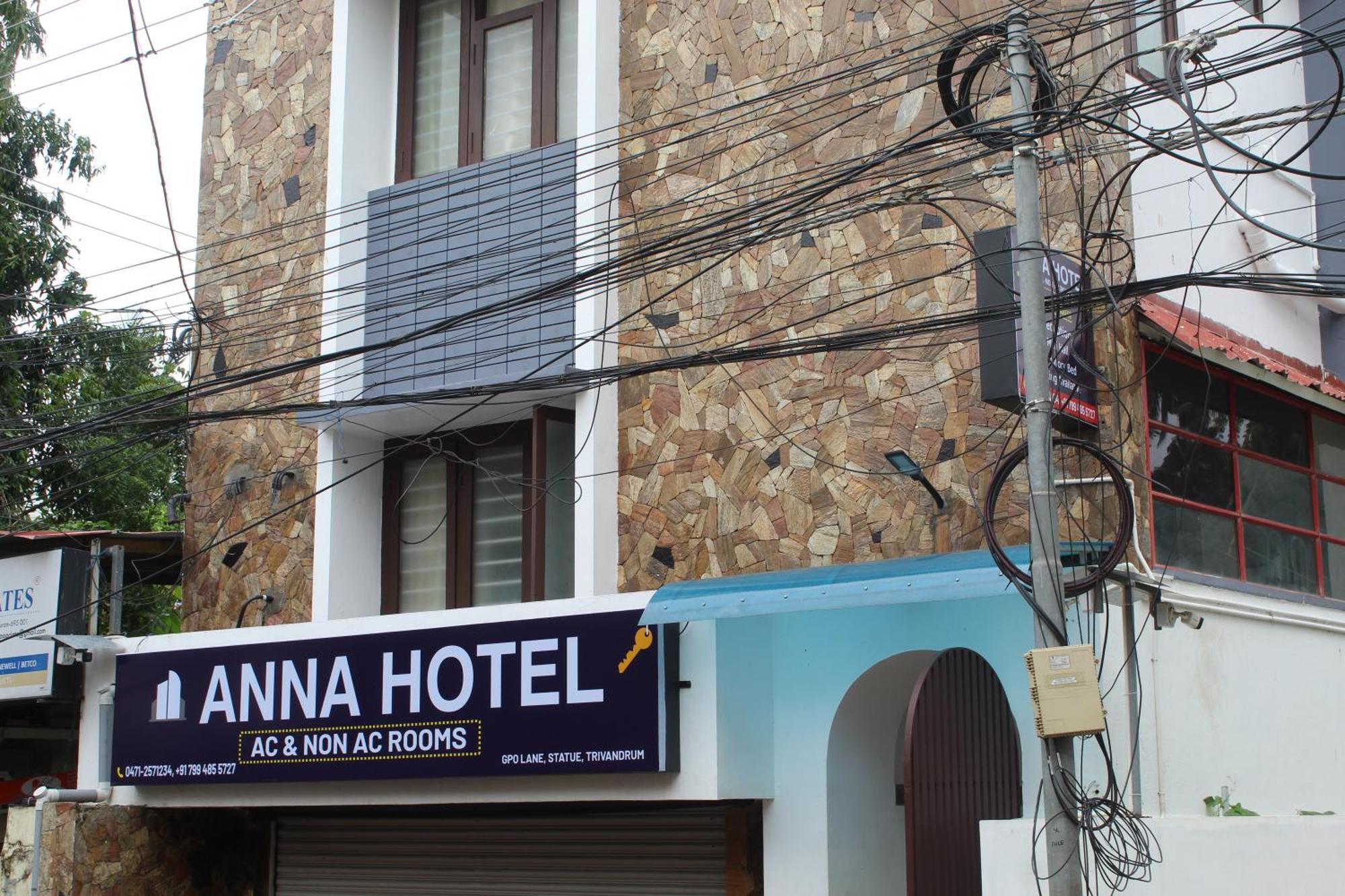 Anna Hotel Thiruvananthapuram Extérieur photo