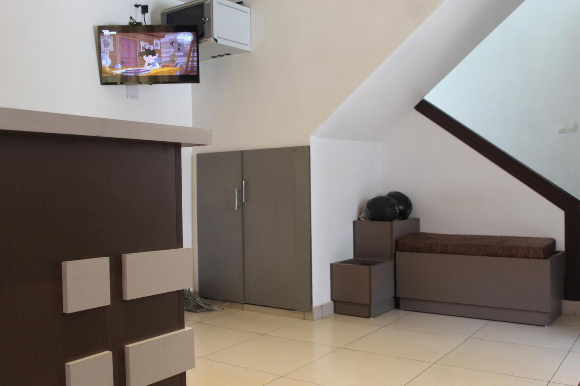 Anna Hotel Thiruvananthapuram Extérieur photo